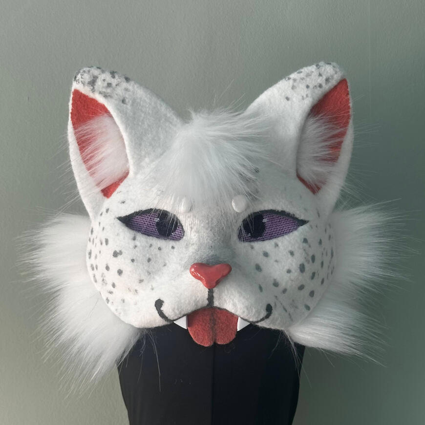 White Cat Premade - SOLD